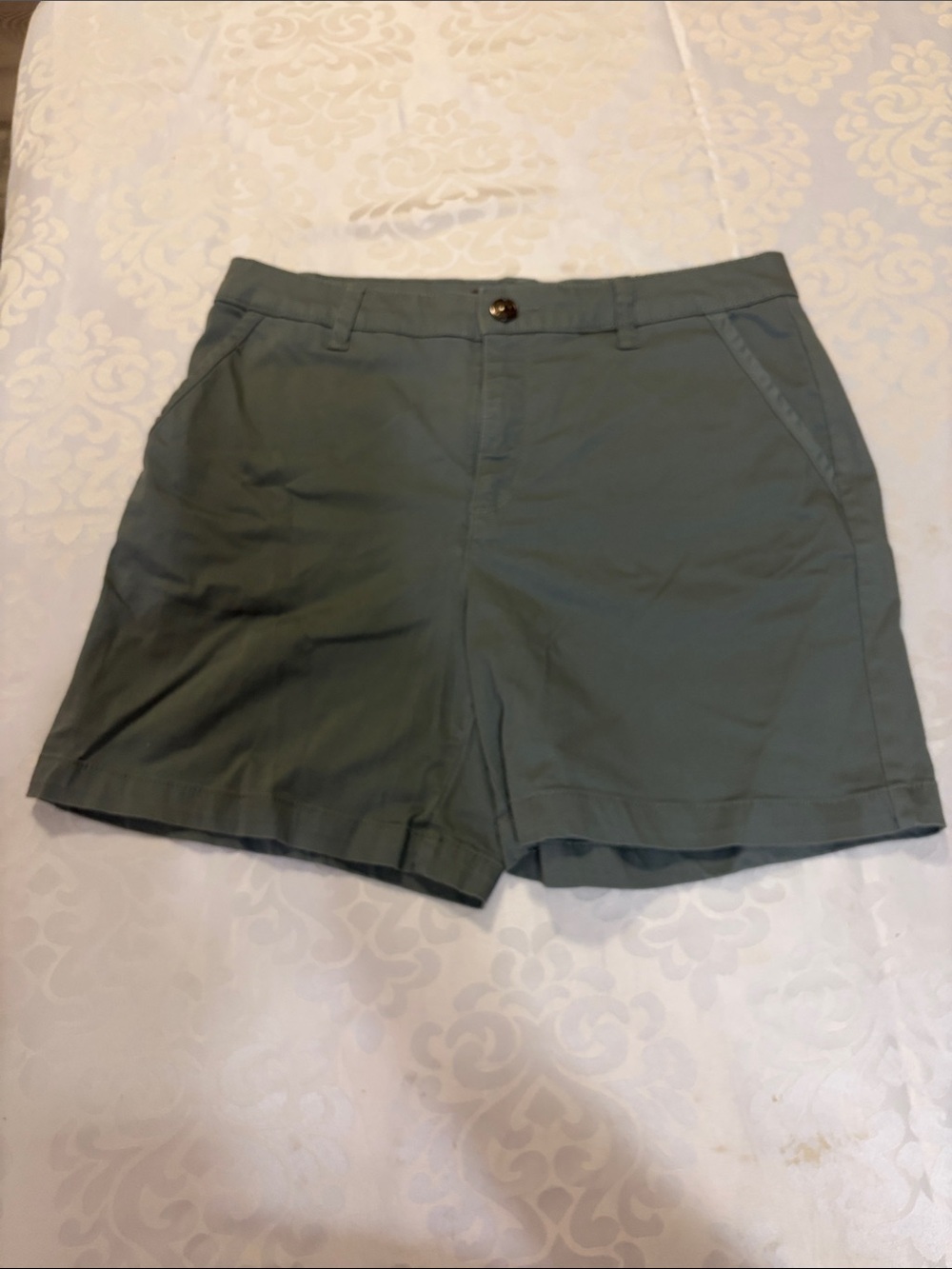 Gloria Vanderbilt Olive Chino Bermuda Shorts color green olive